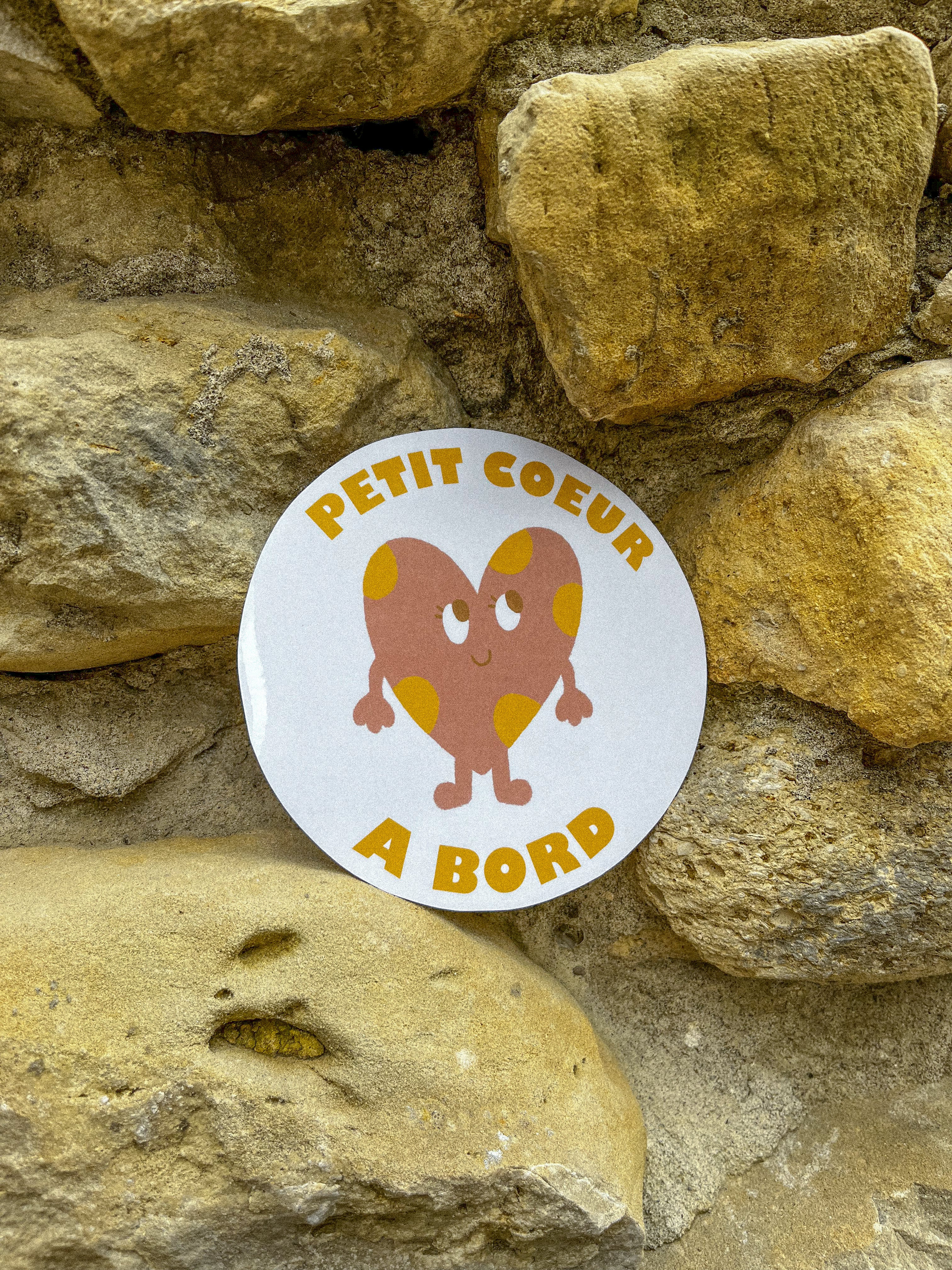 Autocollant voiture - Petit coeur à bord